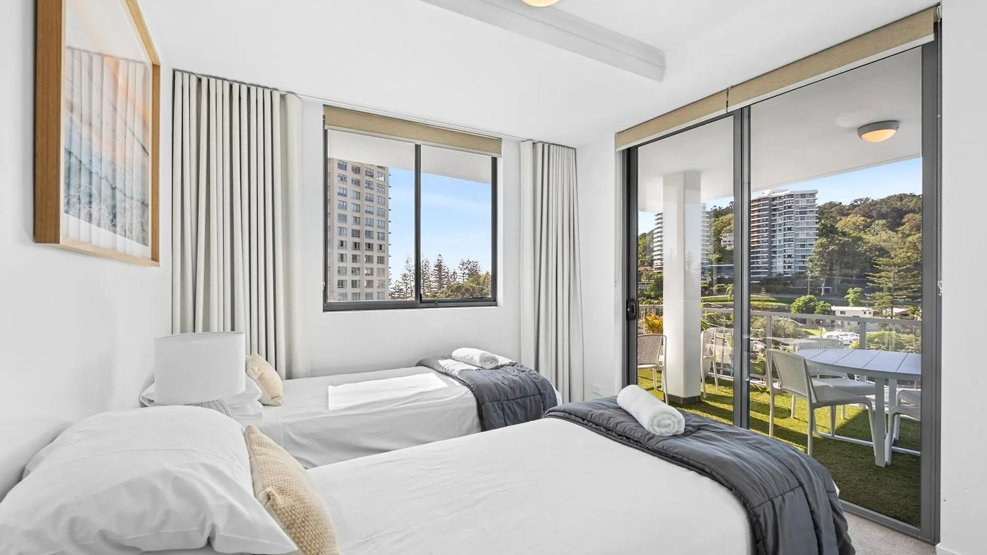 Lunakai Gold Coast 0*,